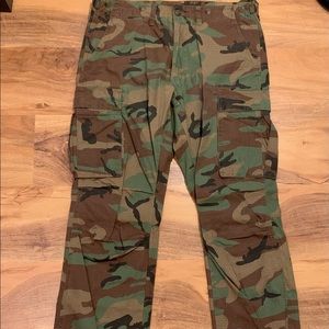 mnml | Men’s Size 34 Camo Cargo Pants